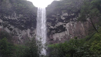 Barki Waterfalls