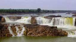 sahastrakunda-waterfalls