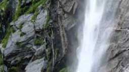 vasundhara-falls